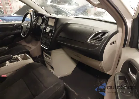 2012 Chrysler Town & Country Touring z USA, uszkodzony, nr VIN 2C4RC1BGXCR420292